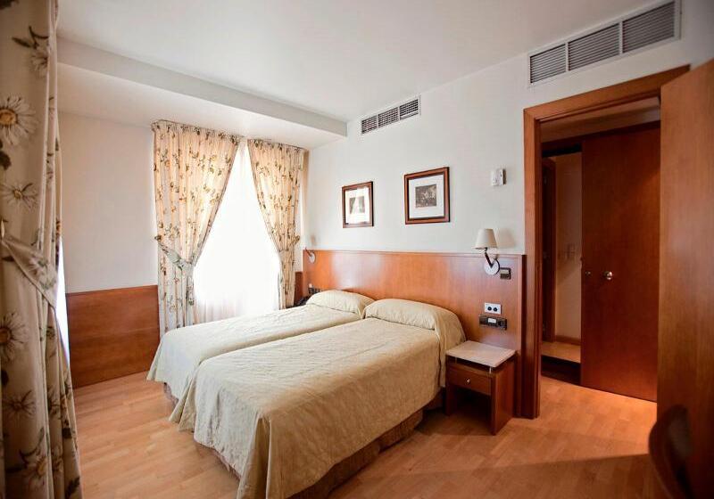 スタンダードルーム, Don Carlos