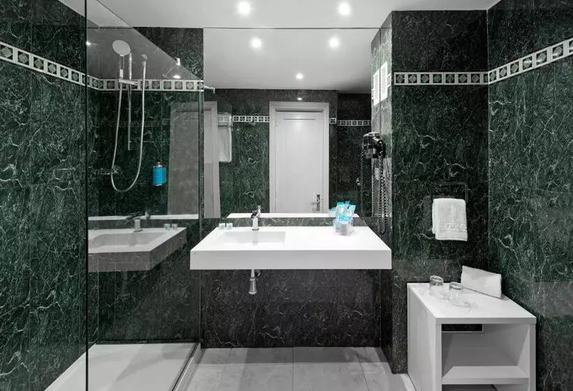 اتاق استاندارد سه نفره, Gran Canaria Princess - Adults Only