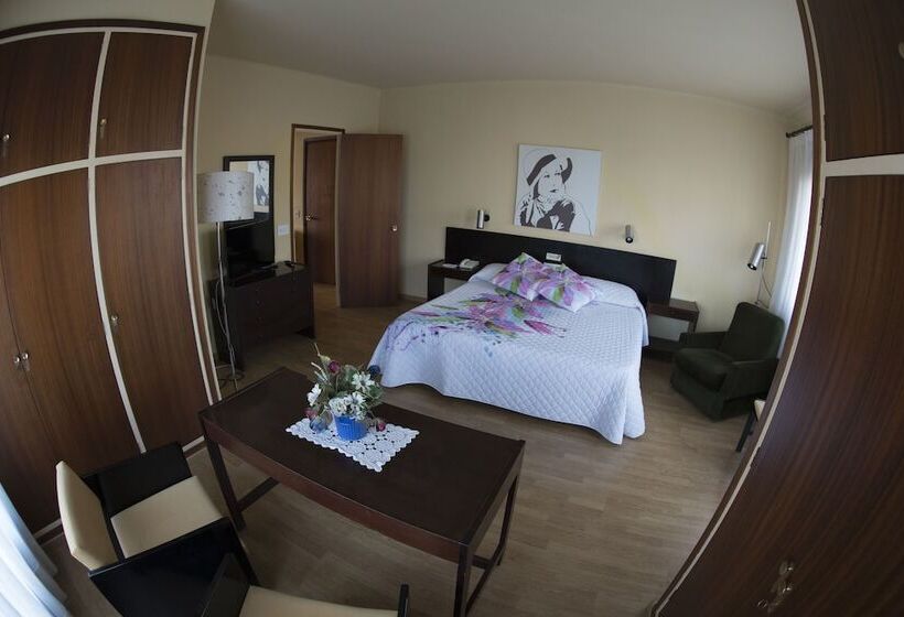 غرفة عائلية, Gran Sol