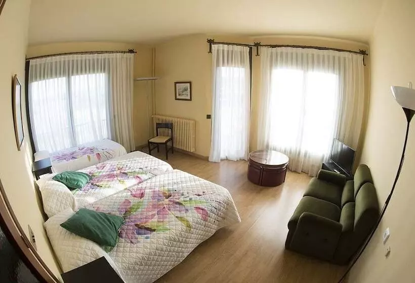 Pokój Rodzinny, Gran Sol