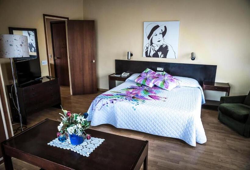 غرفة عائلية, Gran Sol