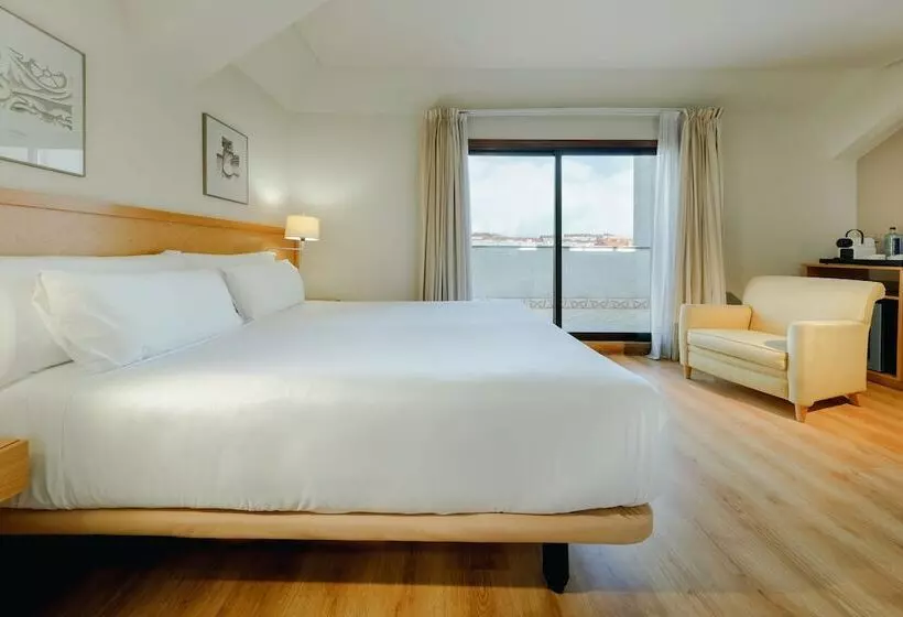 اتاق استاندارد با تراس, Hesperia Vigo