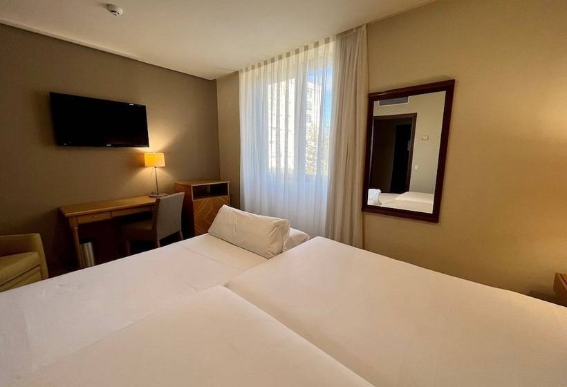 اتاق استاندارد, Hesperia Vigo