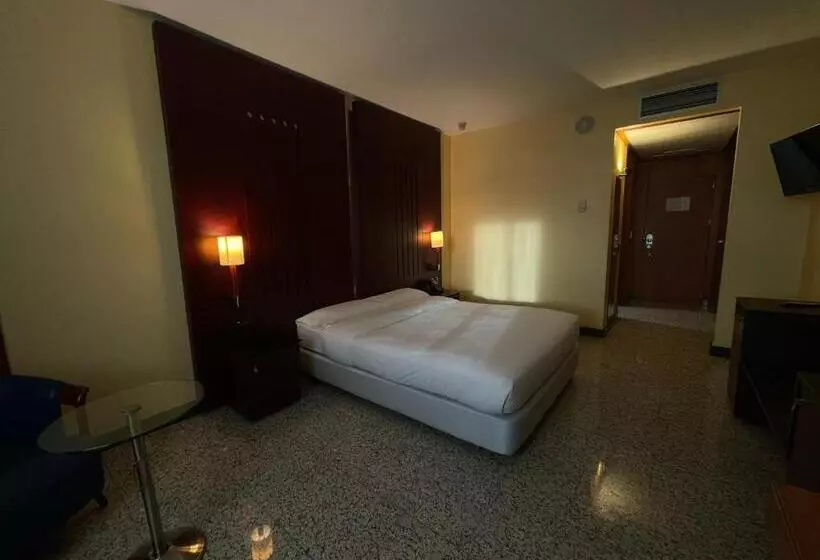 اتاق استاندارد, Hotel Spa Amaltea by Executive Sport