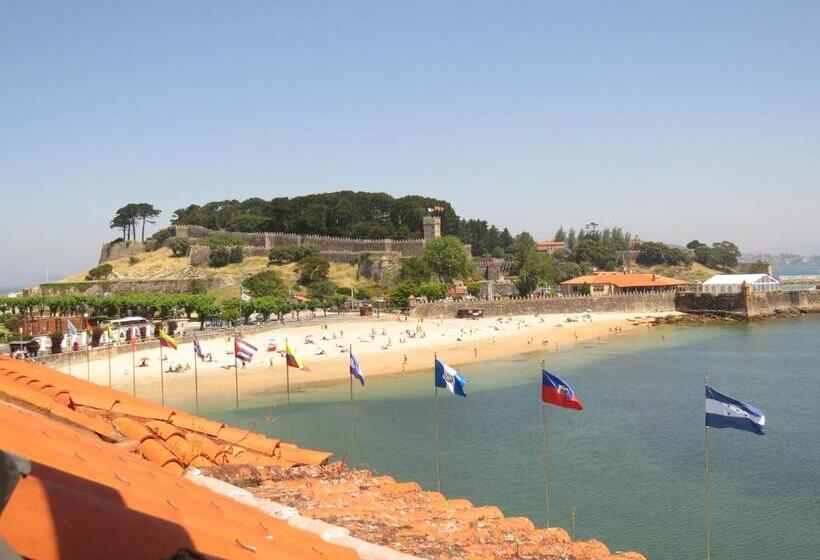 高级海景房, La Anunciada