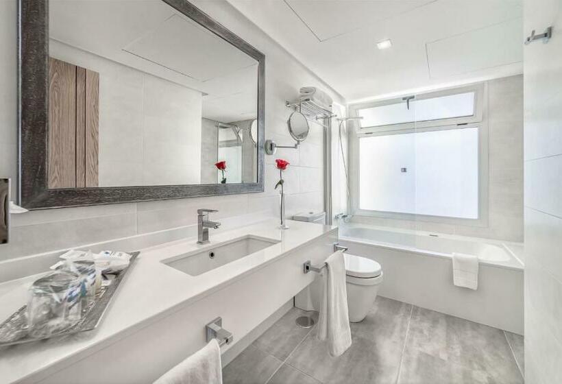 Люкс Вид на Море, Lancelot