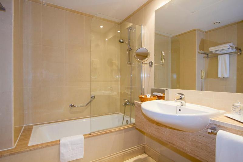 Номер Стандарт, Lancelot