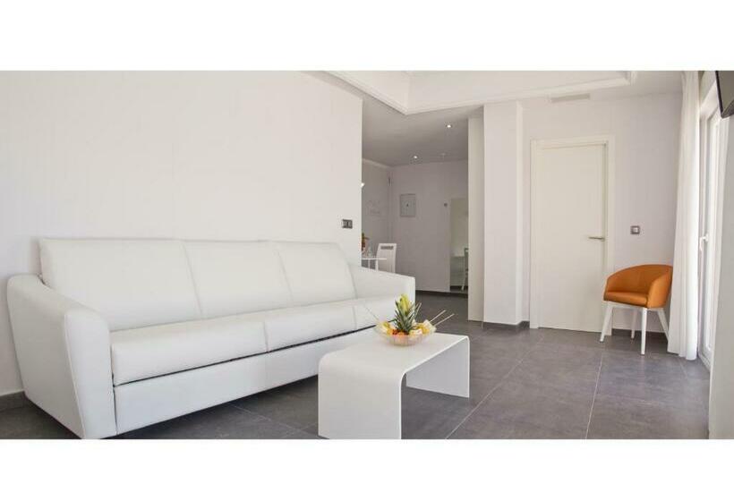 Suite Presidencial, Los Delfines