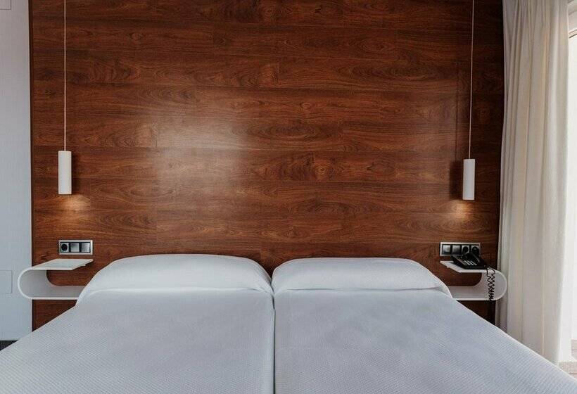 Номер Стандарт с Террасой, Los Delfines