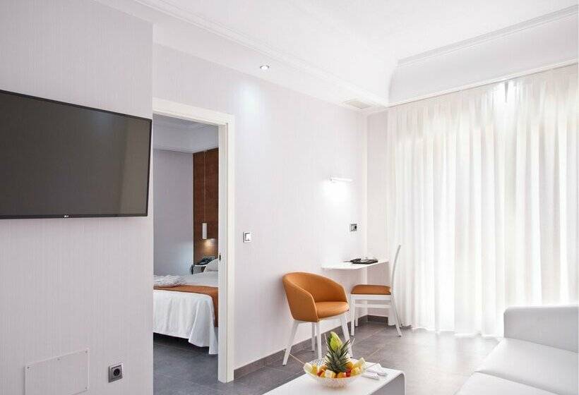 Президентский Люкс, Los Delfines