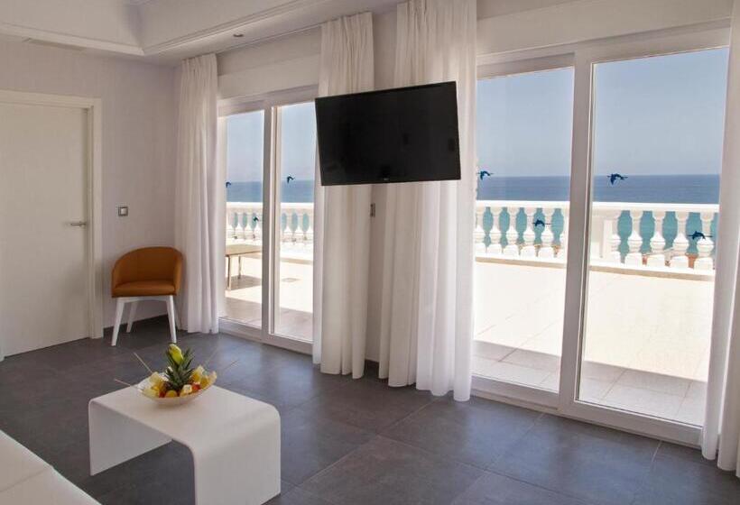 Президентский Люкс, Los Delfines