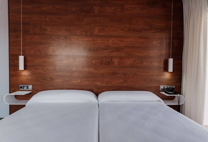 Номер Стандарт с Террасой, Los Delfines