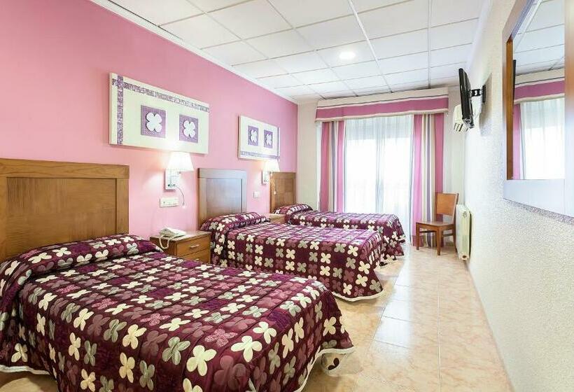 标准三人间, Manolo