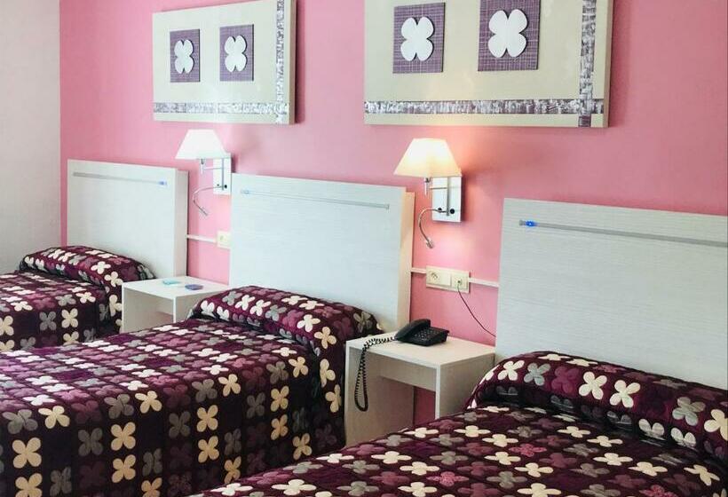 标准三人间, Manolo