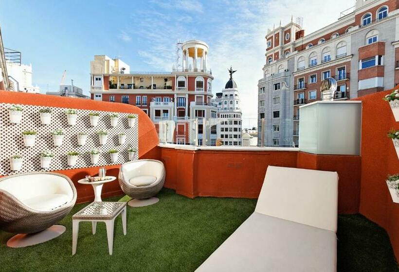 اتاق استاندارد با تراس, Hotel Mayorazgo