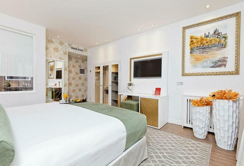 اتاق لوکس با وان آب گرم, Hotel Mayorazgo