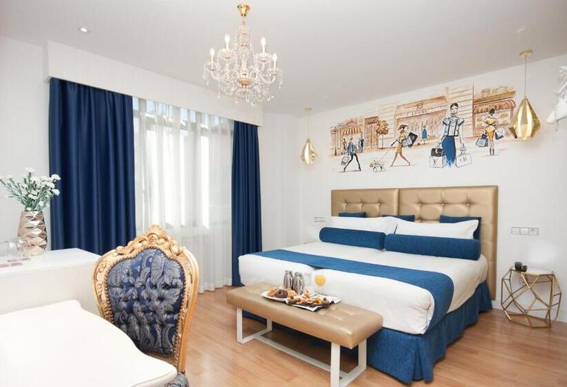 اتاق سوپریور با چشم‌انداز, Hotel Mayorazgo