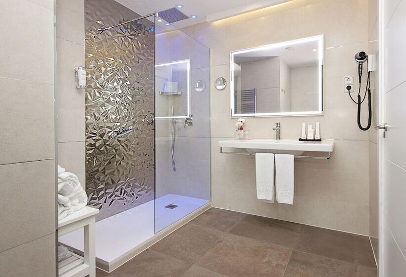 اتاق استاندارد یک نفره, Hotel Mayorazgo