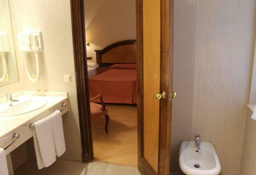 غرفة قياسية, Monterrey