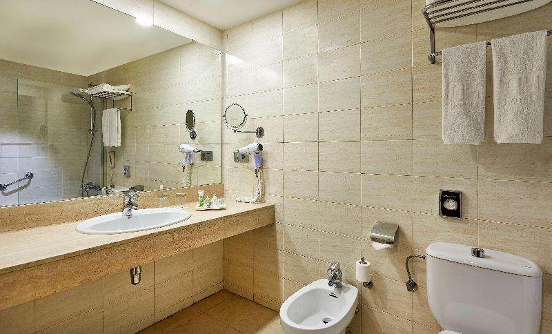 اتاق استاندارد, NH Lleida Pirineos