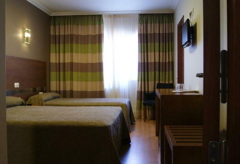 标准间, Puente De La Toja