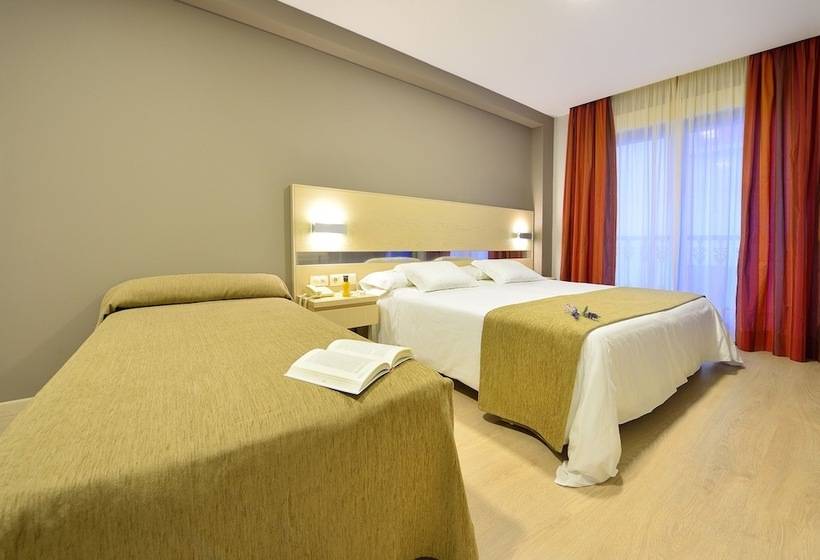 标准三人间, Puente De La Toja