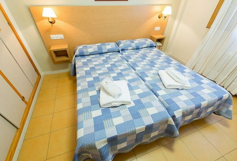 ツーベッドルーム　ヴィラ, Villa Turistica De Cazorla