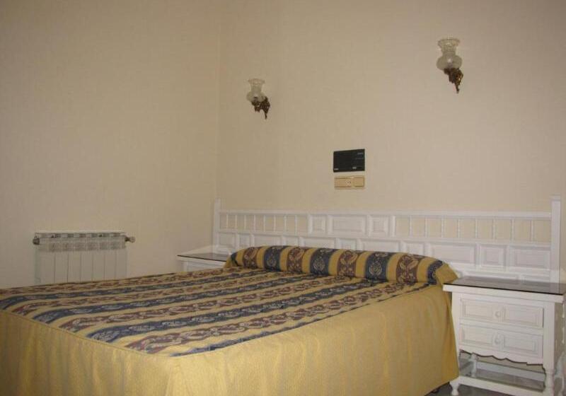 اتاق اکونومی یک تخته, Ton