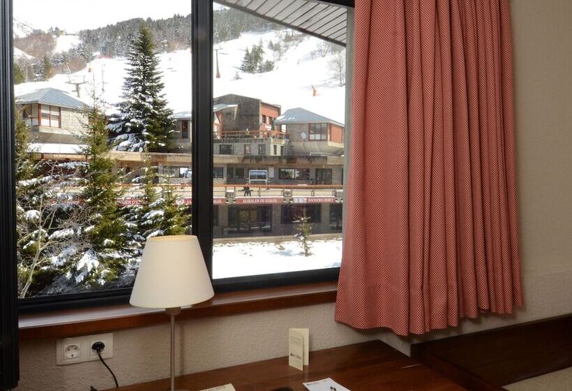 غرفة قياسية, Tuc Blanc