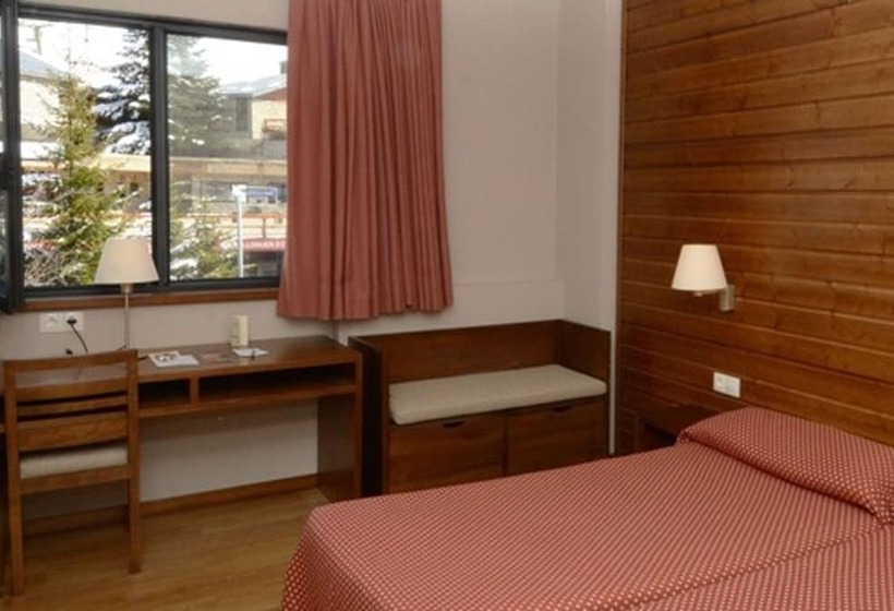 غرفة قياسية فردية, Tuc Blanc