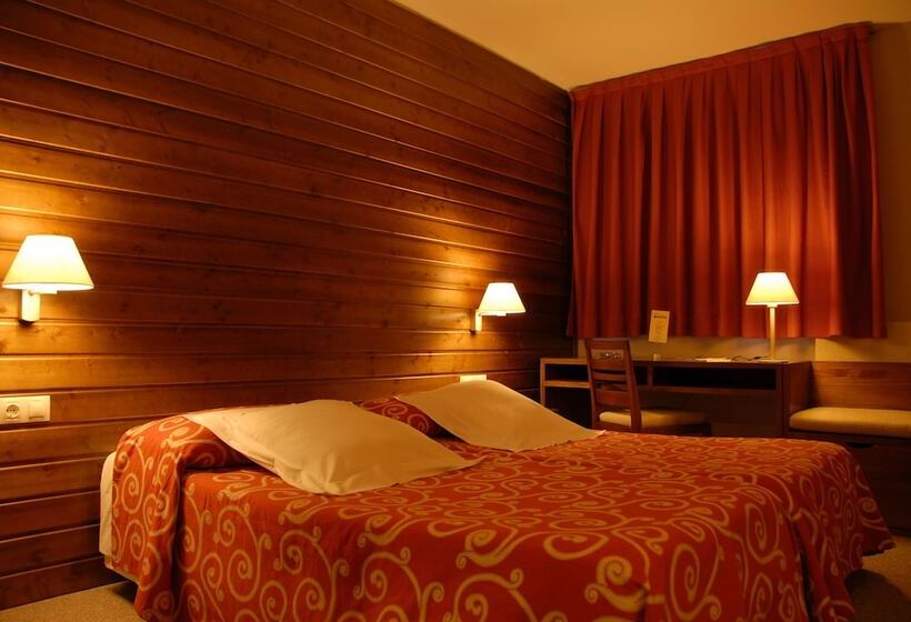 غرفة قياسية فردية, Tuc Blanc