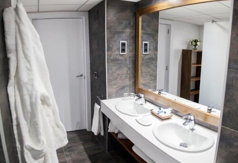 غرفة دوبلكس, Tuc Blanc