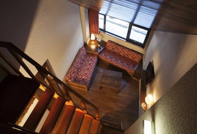 غرفة دوبلكس, Tuc Blanc