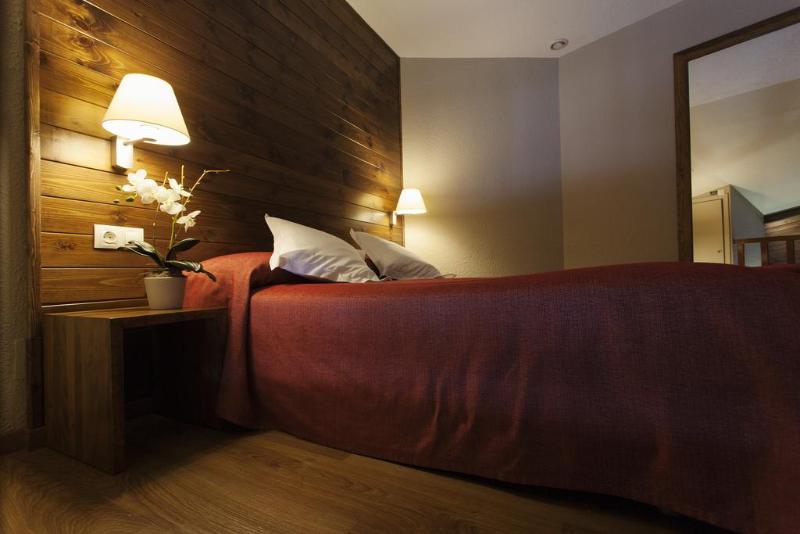 غرفة قياسية فردية, Tuc Blanc