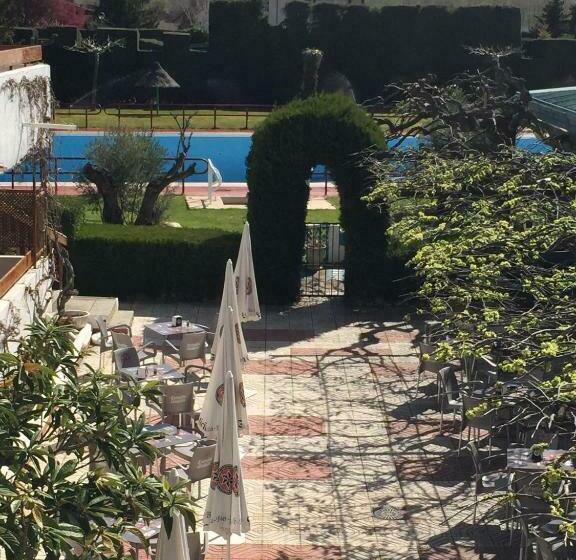 バルコニー付きシングルスタンダードルーム, Valjunco