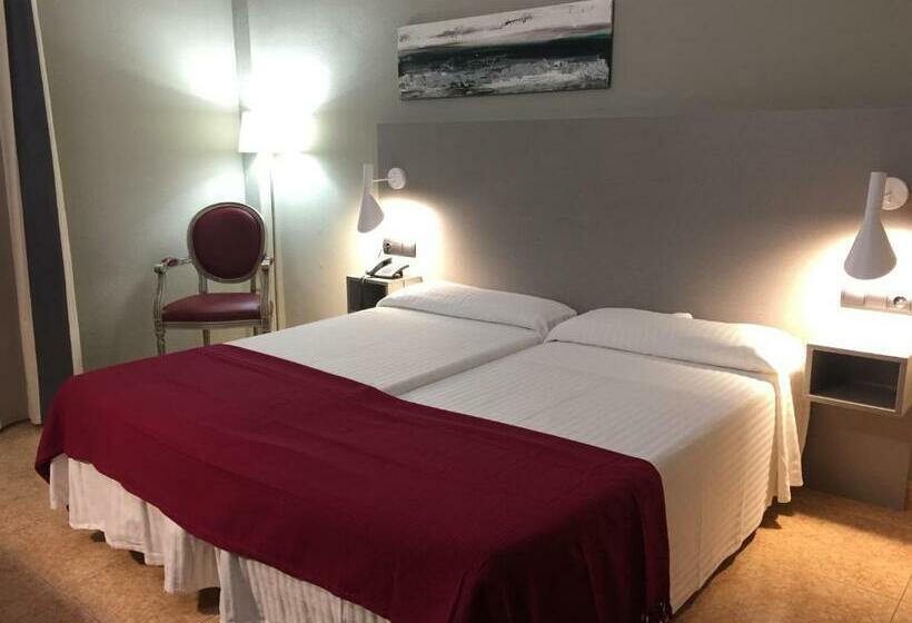 バルコニー付きスタンダードルーム, Valjunco