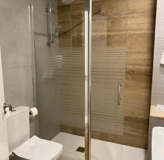 スタンダードトリプルルーム, Valjunco