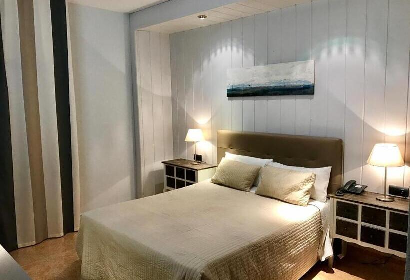 バルコニー付きスタンダードルーム, Valjunco