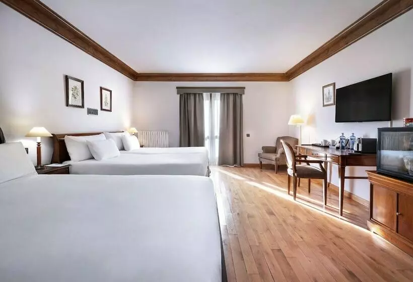 3-Bett-Standardzimmer, Meliá de Tredós