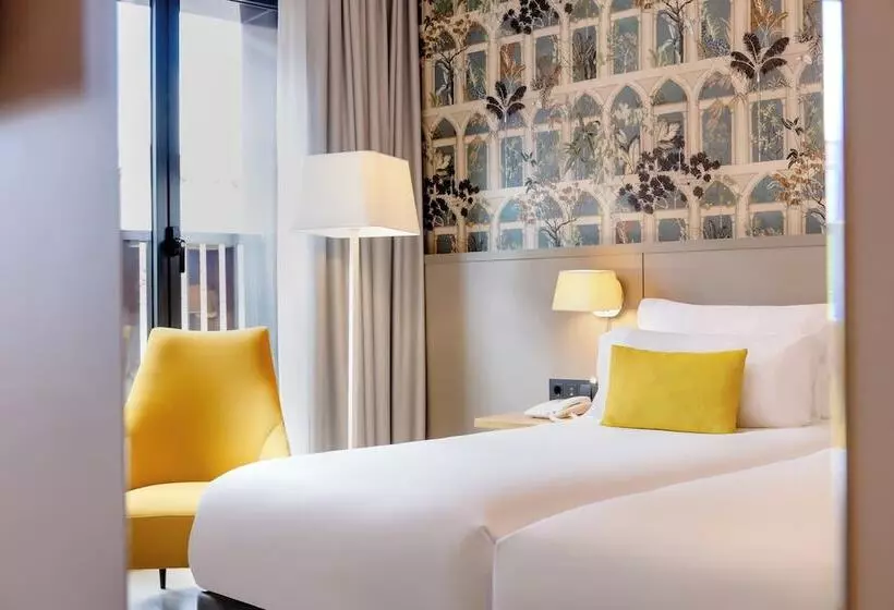 اتاق استاندارد, Motel One Madridplaza De España