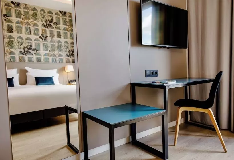 اتاق استاندارد با تراس, Motel One Madridplaza De España