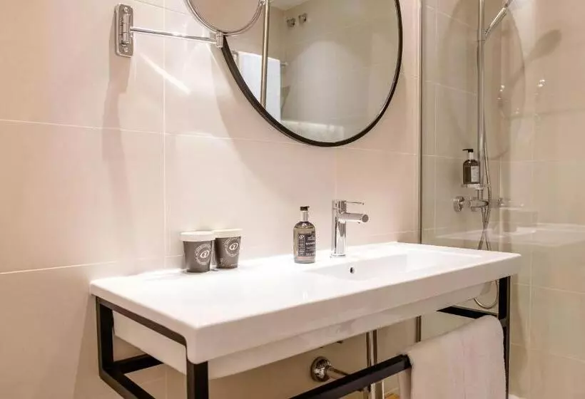 اتاق سوپریور, Motel One Madridplaza De España