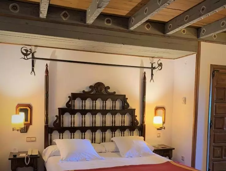 Juniorsviitti, Parador De Vilalba