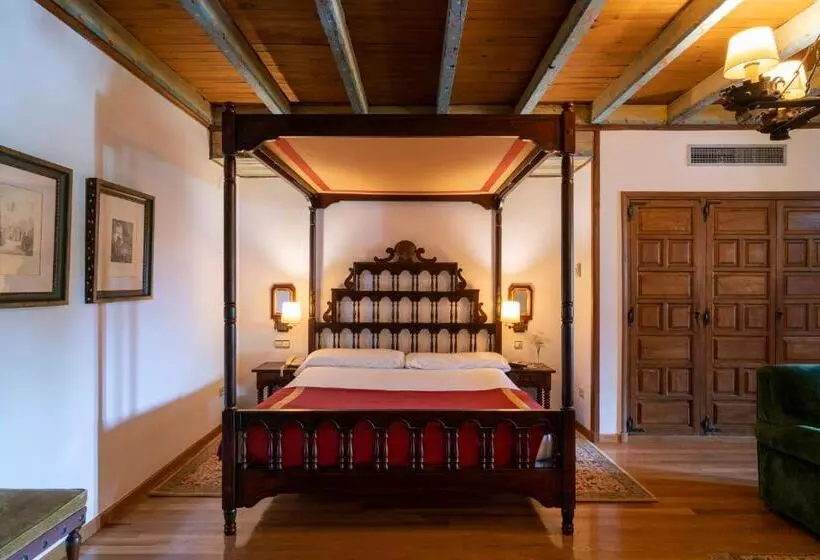 Juniorsviitti, Parador De Vilalba