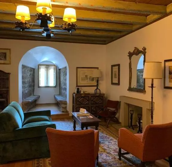 Juniorsviitti, Parador De Vilalba