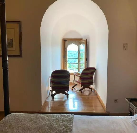 Juniorsviitti, Parador De Vilalba