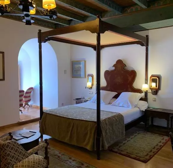 Juniorsviitti, Parador De Vilalba