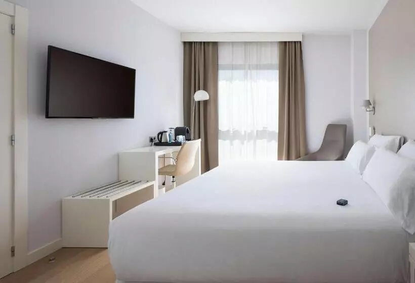 سوییت جونیور, Sercotel Amistad Murcia