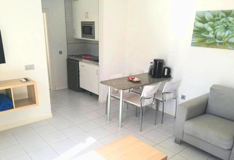 Premium Wohnung 1 Schlafzimmer mit Meerblick, Servatur Riosol
