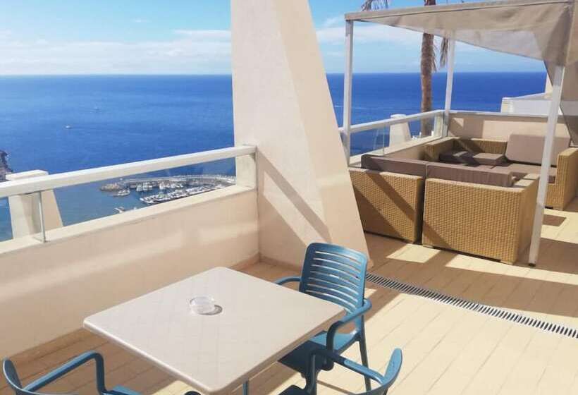 Appartamento Premium 1 Camera da Letto Vista Mare, Servatur Riosol
